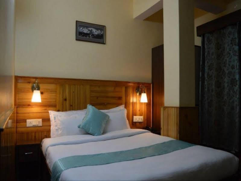 Treebo Trend The Pinewood Hotell Darjeeling  Exteriör bild