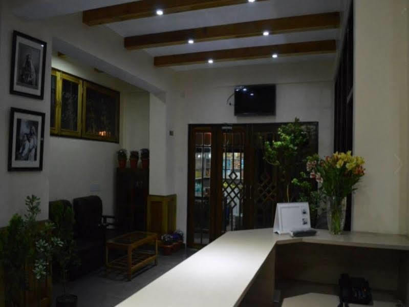 Treebo Trend The Pinewood Hotell Darjeeling  Exteriör bild